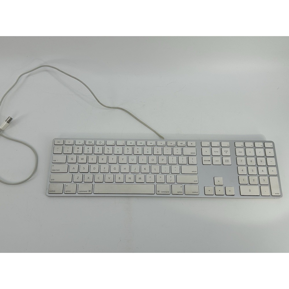 Apple A1243 Wired USB Silver Aluminum Keyboard w. Numeric Keypad, Tested Working
